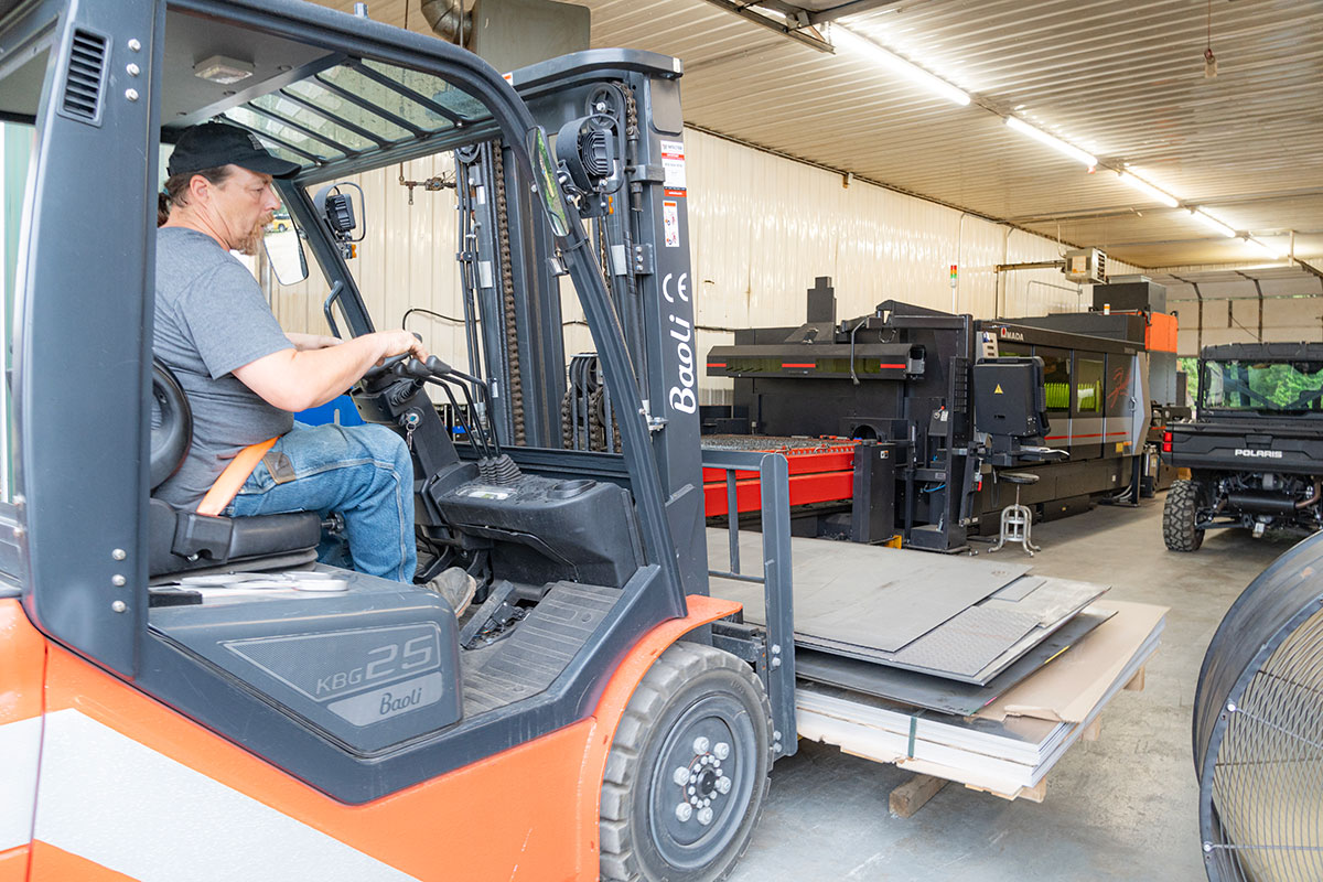 Ross Forklift - Ross Precision Metal Fabrication